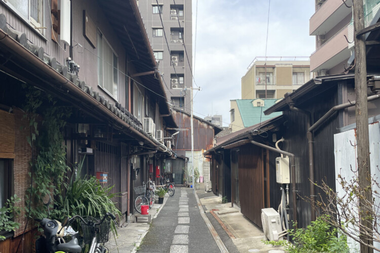 改修前_路地内